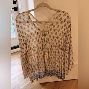 Patterned lone sleeve blouse